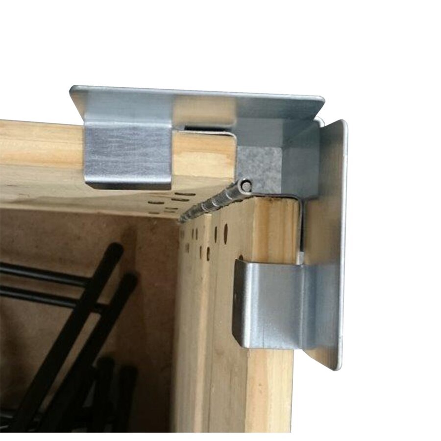 Mit 4 Stapelecken je Holzaufsatzrahmen sind mehrere Paletten bereinander stapelbar