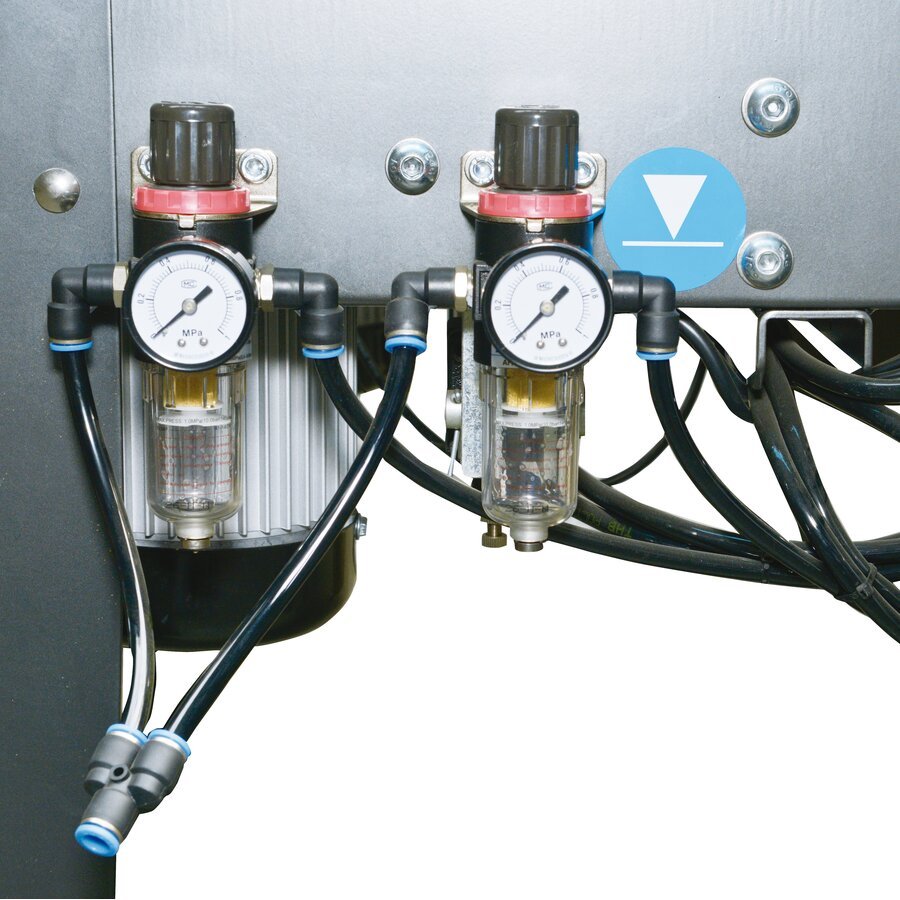 Mit Druckluftanschluss