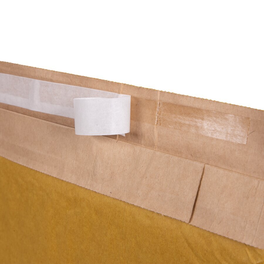 Mit Selbstklebe-Verschluss