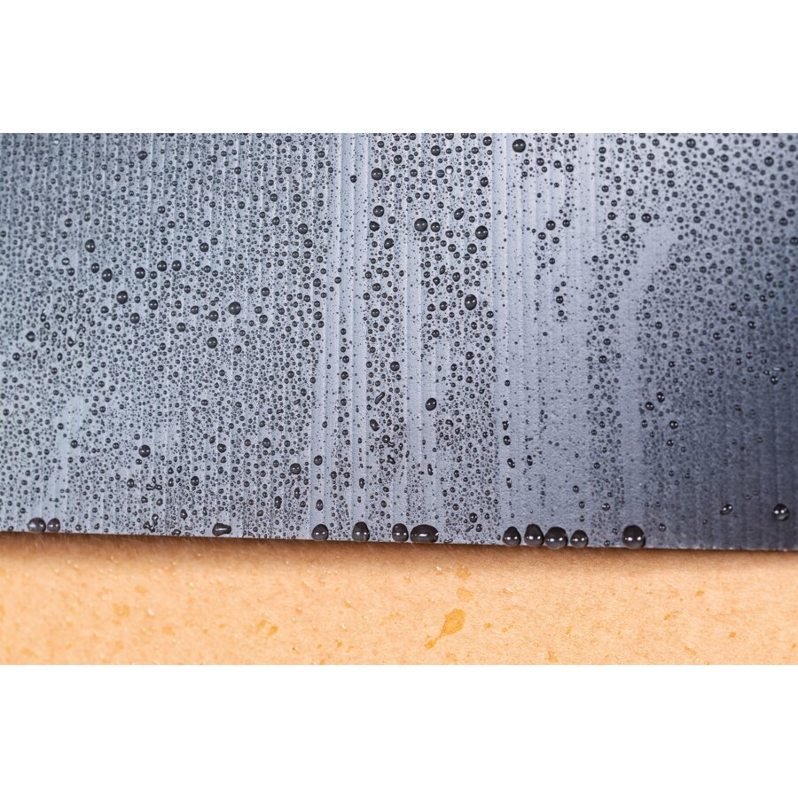 Die wetterfeste PE-Kunststoffwelle schtzt Ihre Ware zuverlssig vor Feuchtigkeit