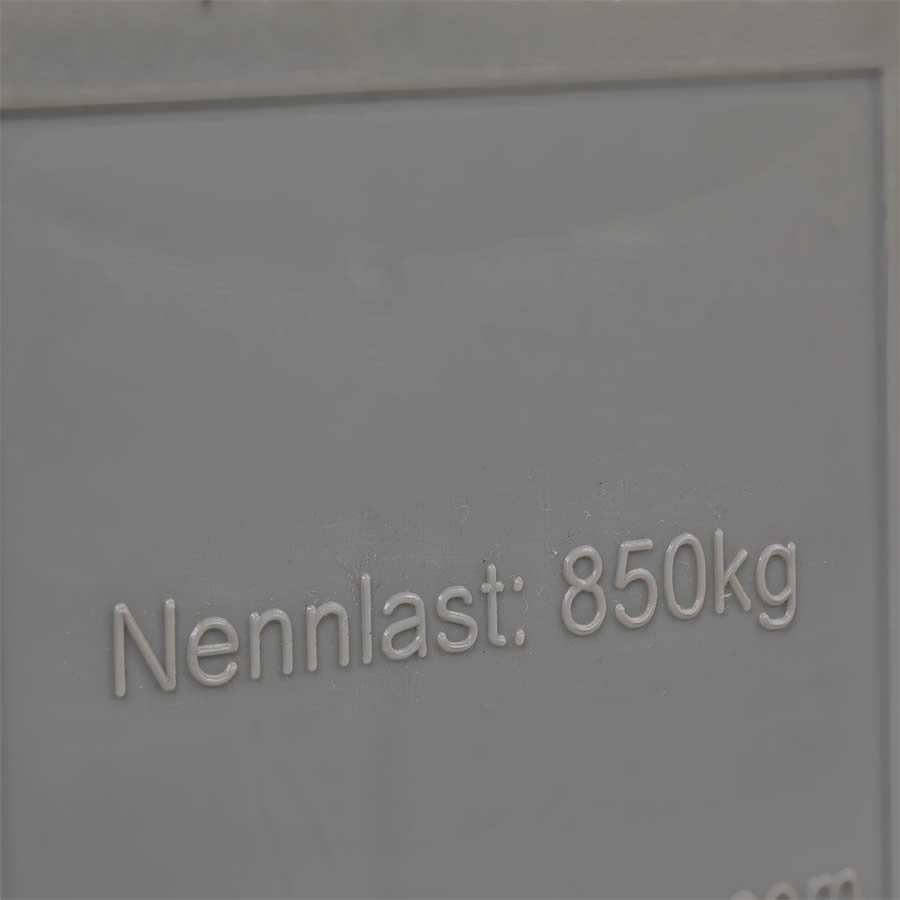 Die Nennlast (maximale Belastung im Hochregallager) betrgt bis zu 850 kg