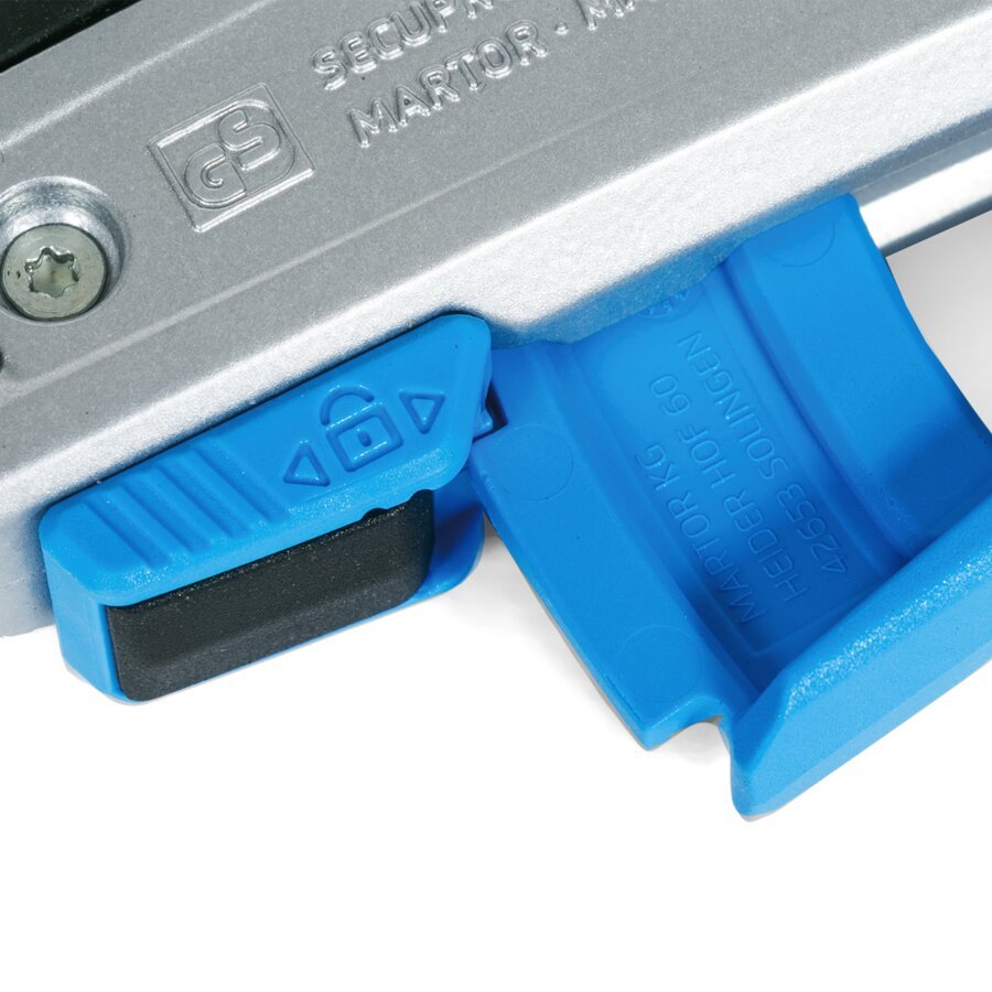 Der Hebel kann arretiert werden und verhindert somit ein unbeabsichtigtes Auslsen der Klinge